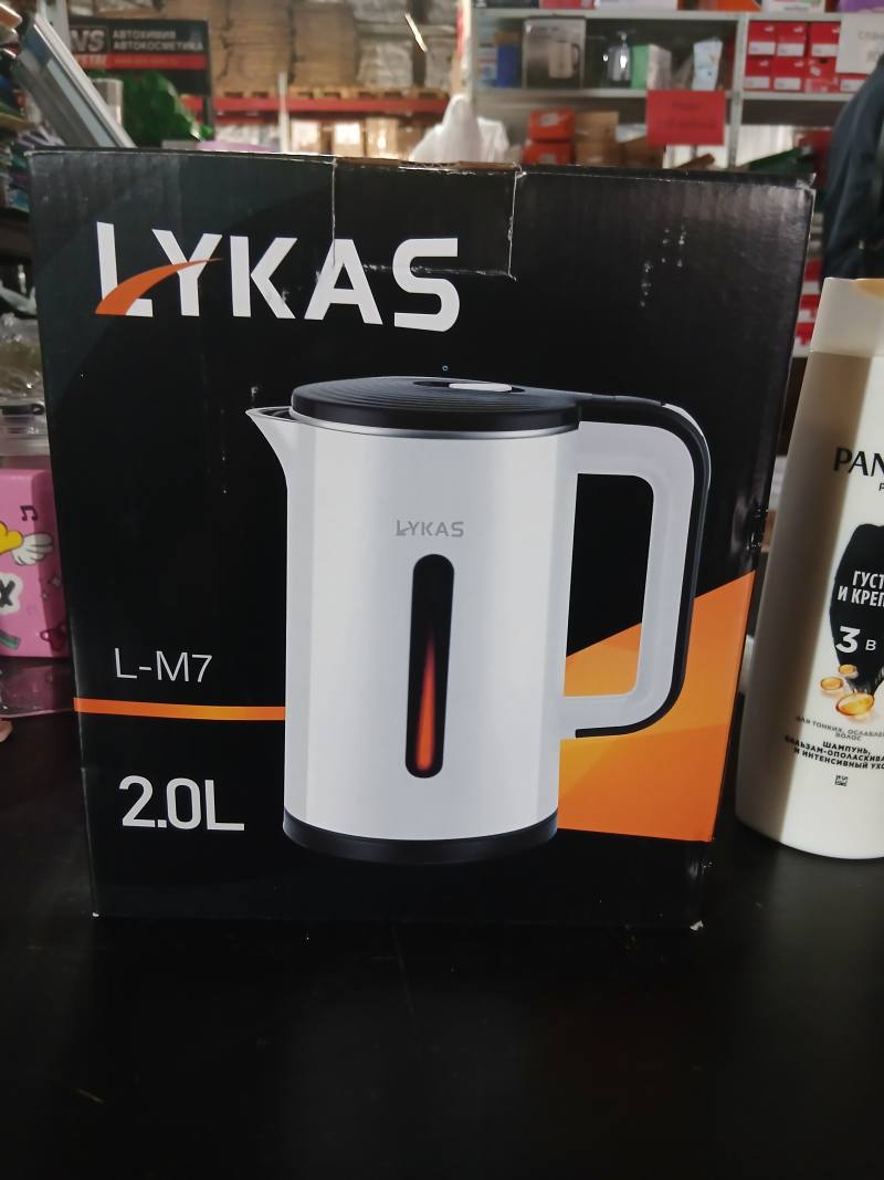Электрический чайник LYKAS L-M7