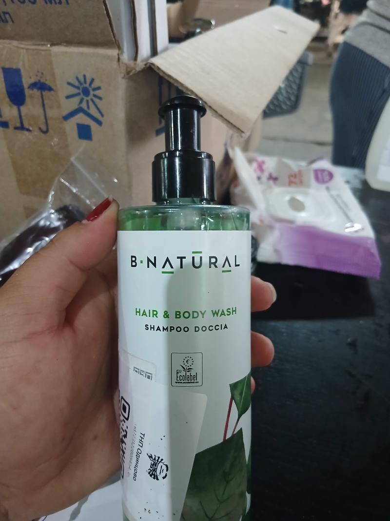 B-NATURAL HAIR & BODY WASH SHAMPOO DOCCIA