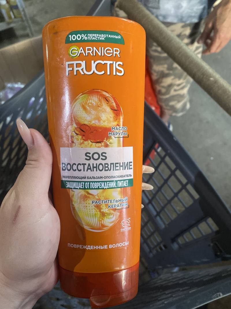 Garnier Fructis SOS Восстановление Укрепляющий бальзам-ополаскиватель