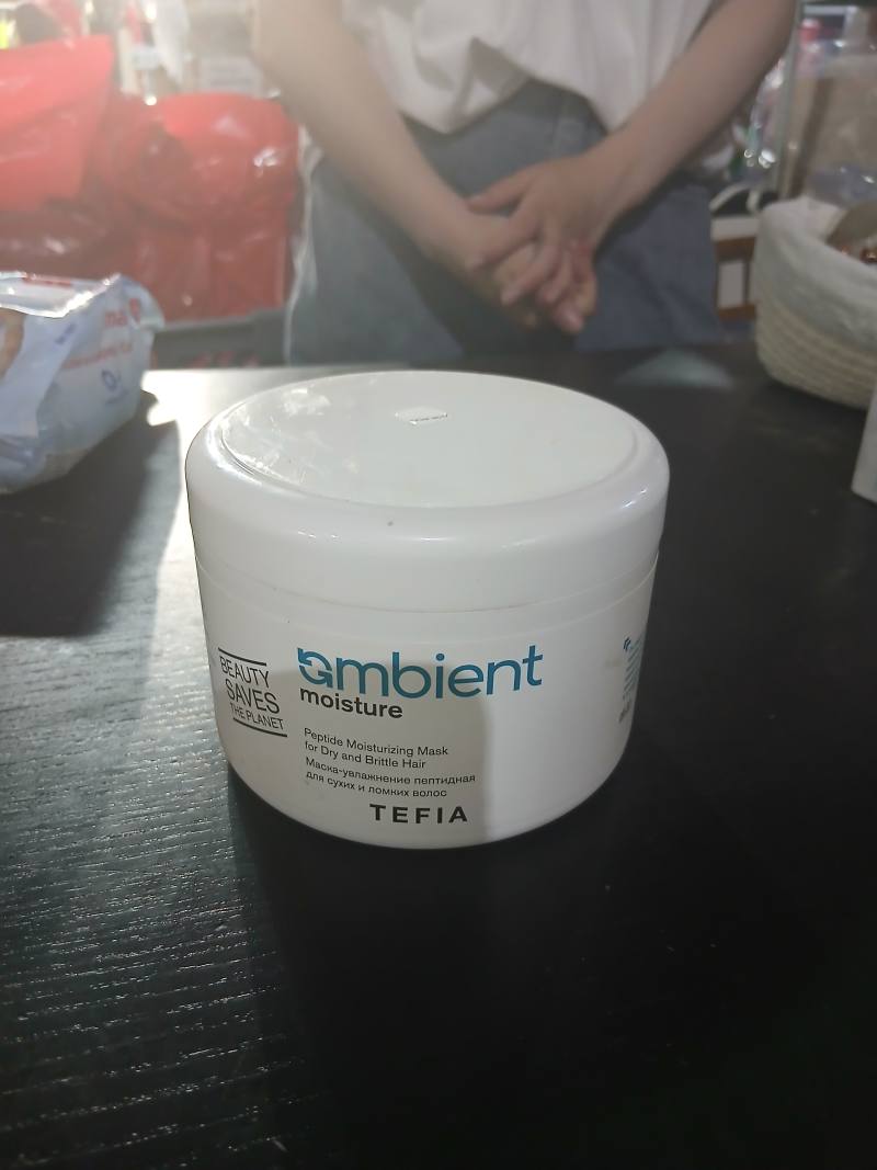 embient moisture Peptide Moisturizing Mask for Dry and Brittle Hair