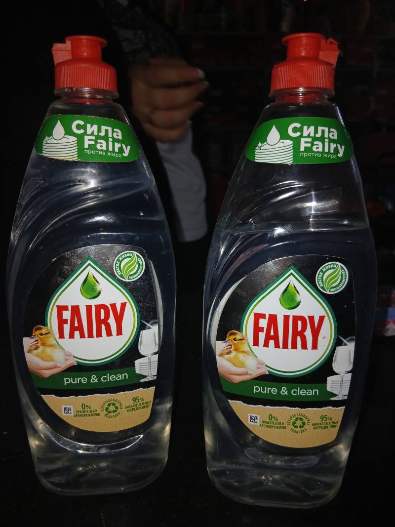 Fairy Pure & Clean средство для мытья посуды против жира