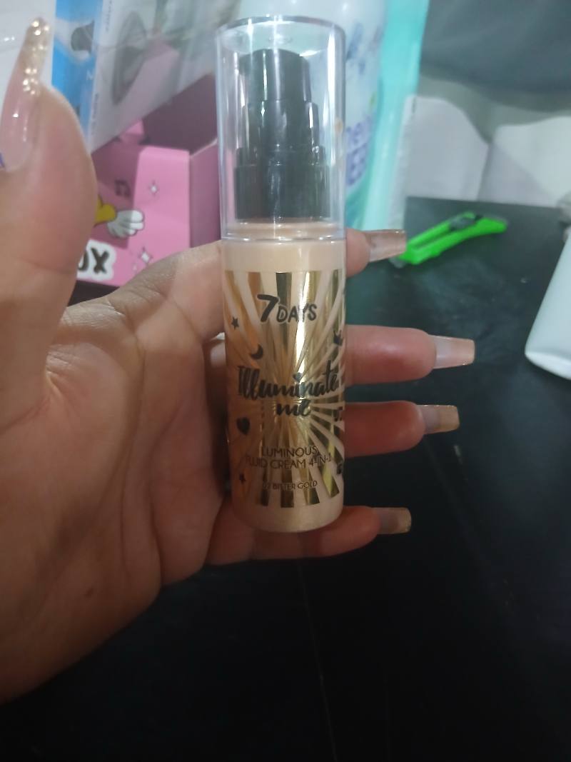 7 DAYS Luminous Fluid Cream 4-IN-1 02 Bitter Cold