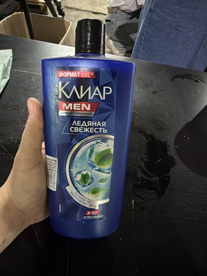 Шампунь против перхоти CLEAR MEN Ледяная свежесть