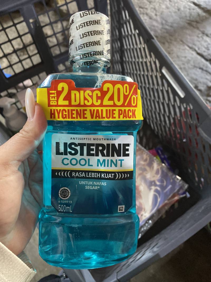 Listerine Cool Mint Antiseptic Mouthwash 500 мл