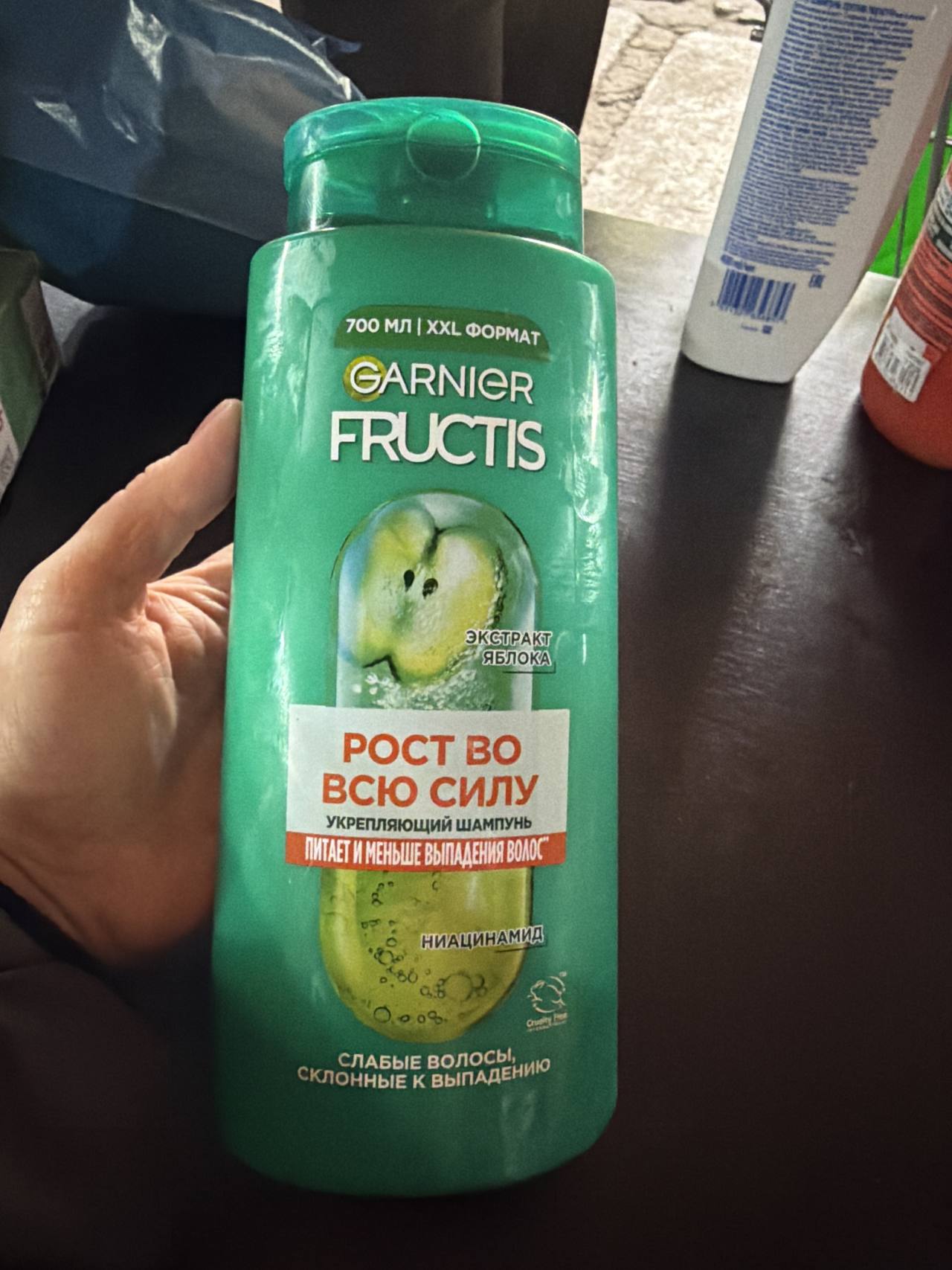 Шампунь Garnier Fructis Рост во всю силу Укрепляющий