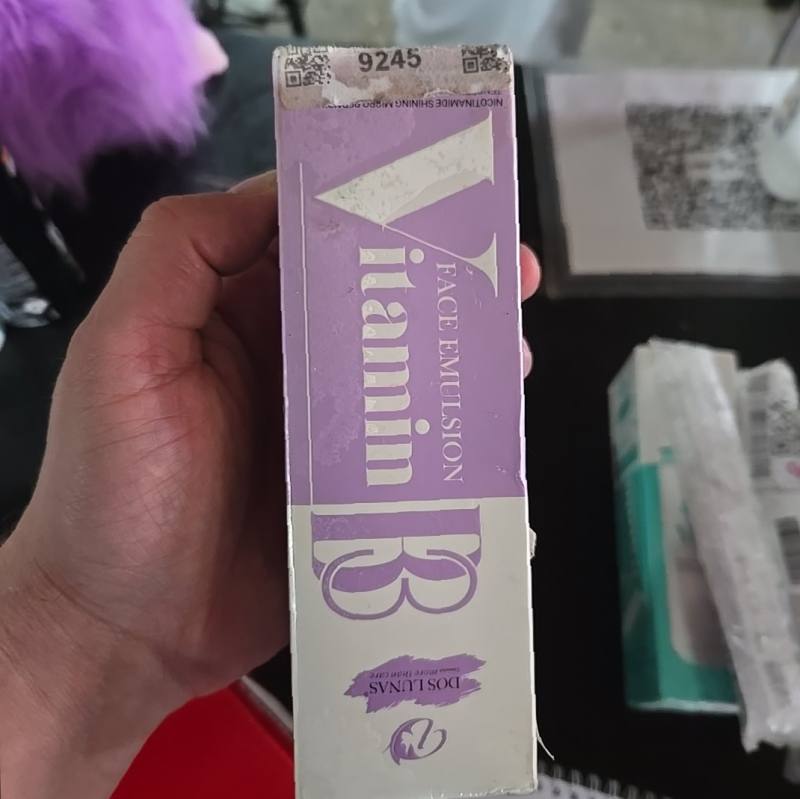 Face Emulsion Vitamin B