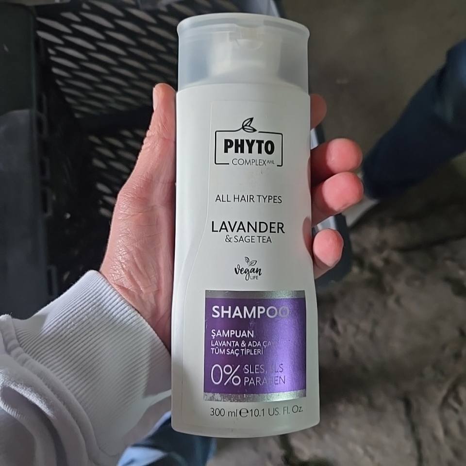Шампунь PHYTO COMPLEX AHL Lavander & Sage Tea для всех типов волос