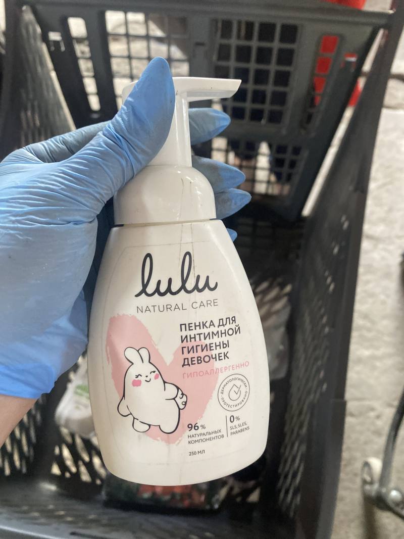 Lulu Natural Care Пенка для интимной гигиены девочек