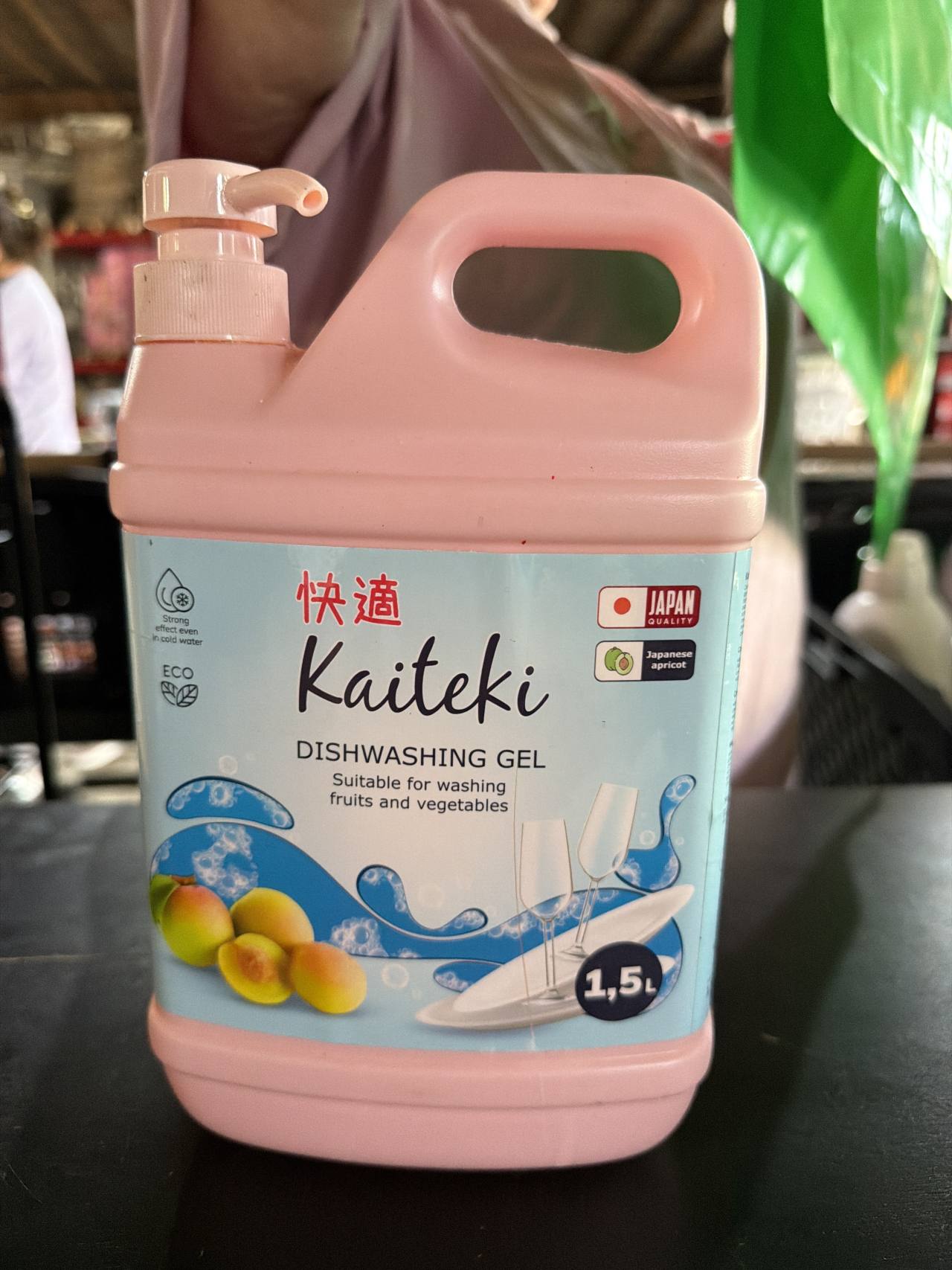 Kaiteki Dishwashing Gel Japanese apricot 1.5L