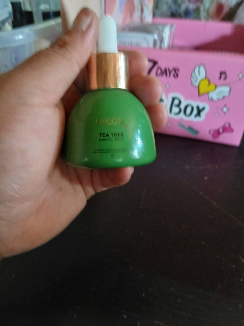 TEA TREE Essence