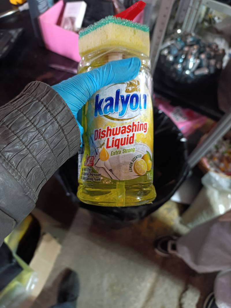 Dishwashing Liquid Extra Strong Lemon Scented