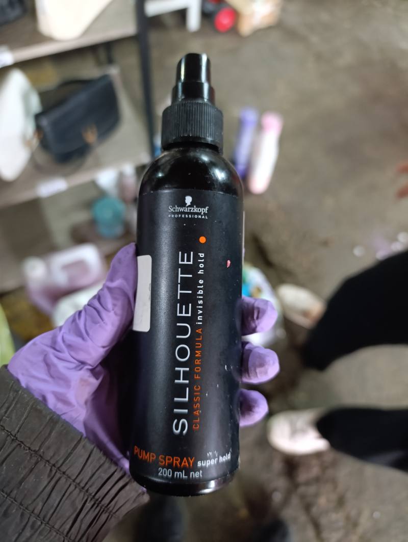 Schwarzkopf Professional Silhouette Classic Formula Invisible Hold Pump Spray Super Hold