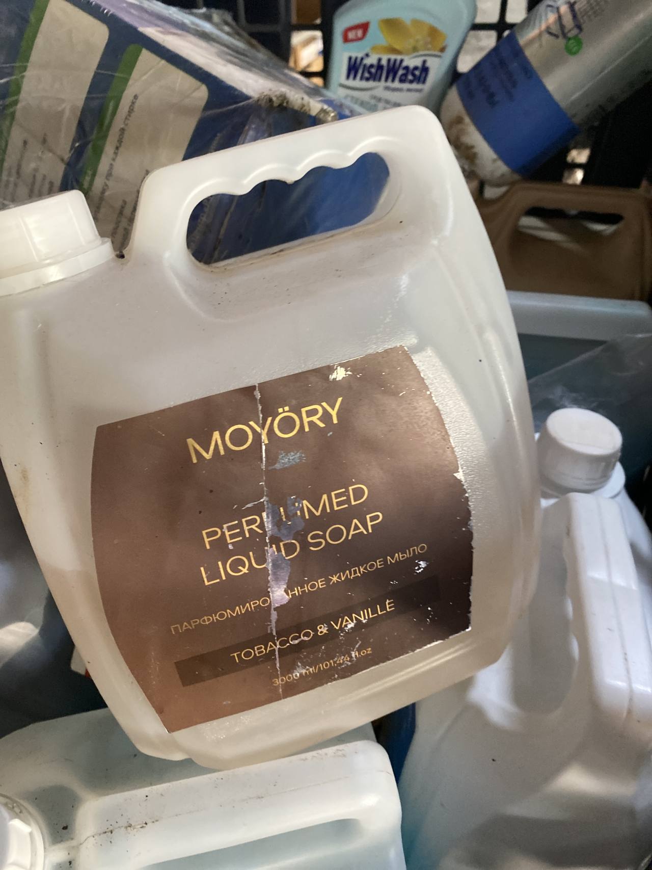 MOYÖRY PERFUMED LIQUID SOAP TOBACCO & VANILLE