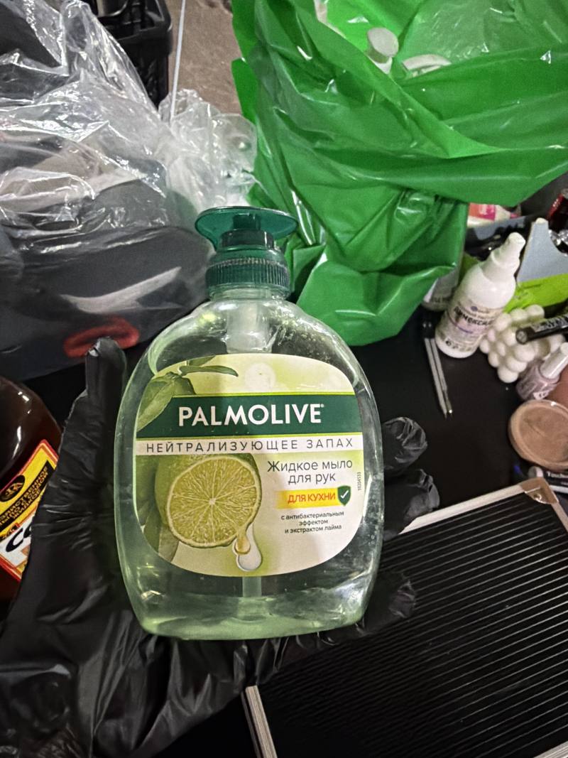 Palmolive Жидкое мыло для рук для кухни нейтрализующее запах с антибактериальным эффектом и экстрактом лайма