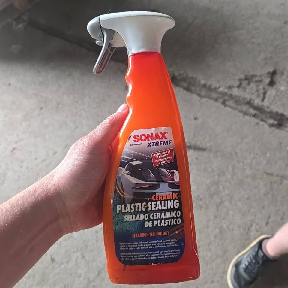 SONAX XTREME Ceramic Plastic Sealing
