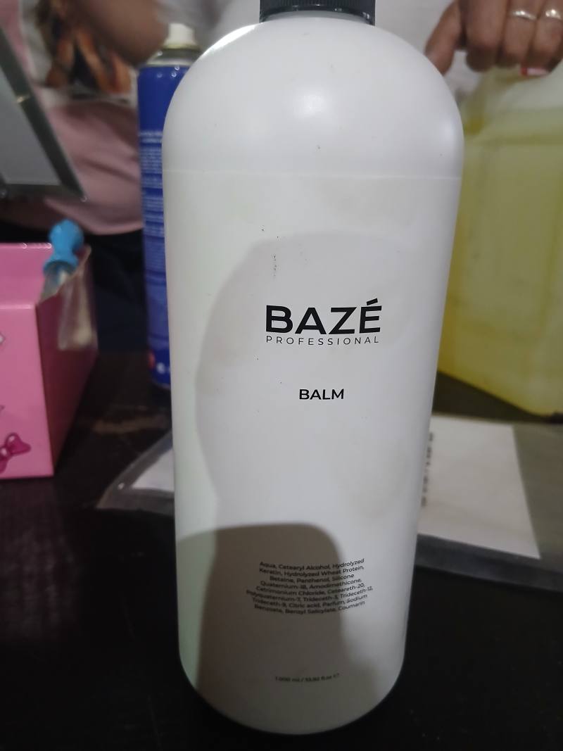 BAZÉ Professional Balm