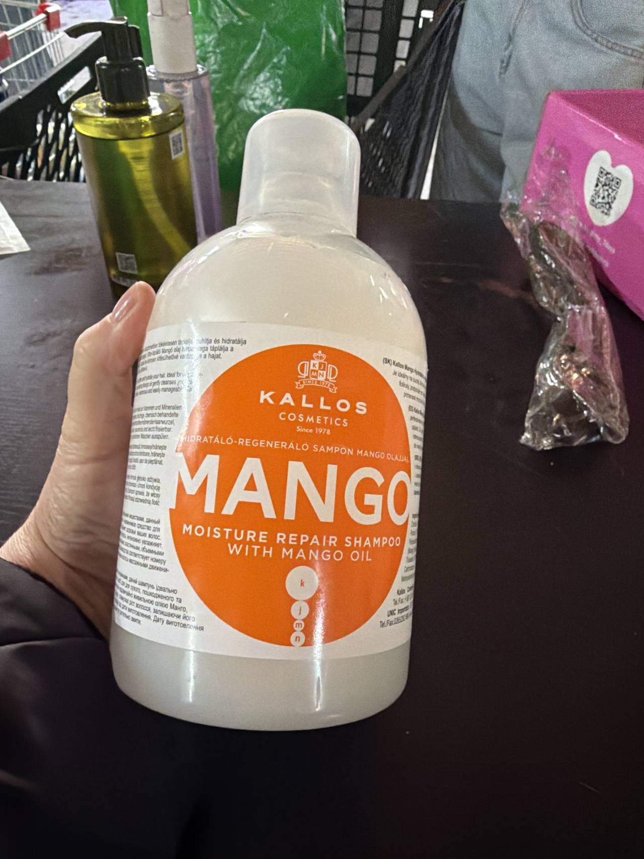 Kallos Cosmetics Mango Moisture Repair Shampoo with Mango Oil