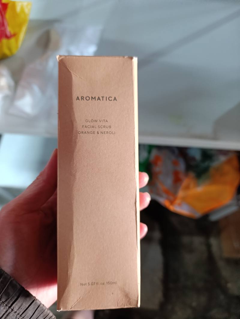 Glow Vita Facial Scrub Orange & Neroli