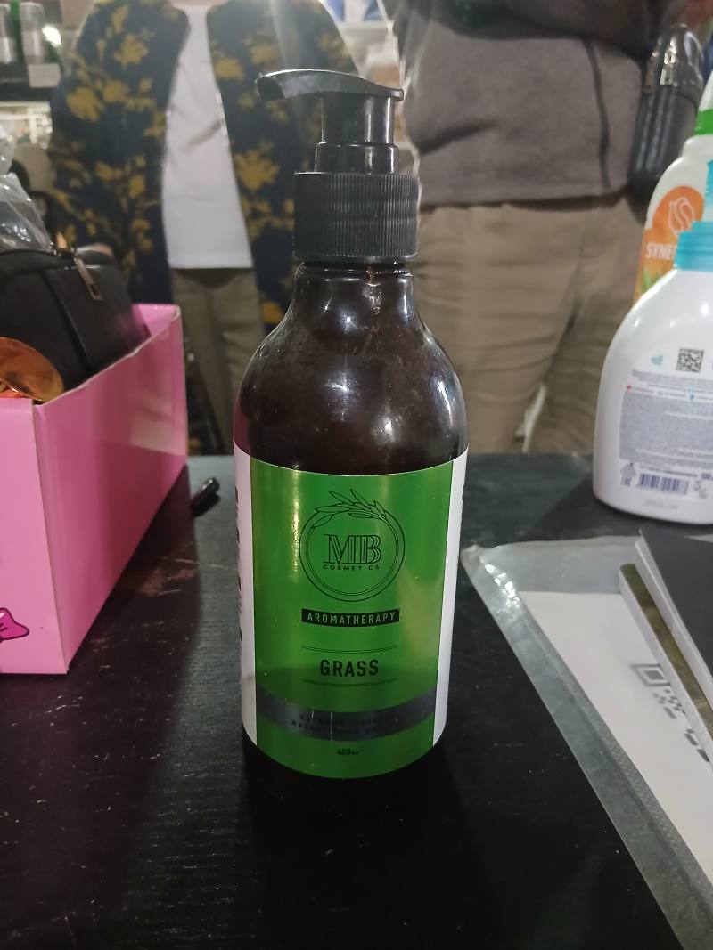 MUB Cosmetics Aromatherapy Grass