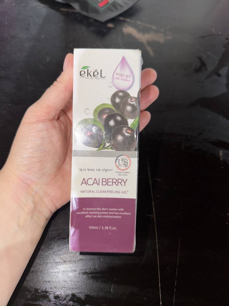 ACAI BERRY NATURAL CLEAN PEELING GEL