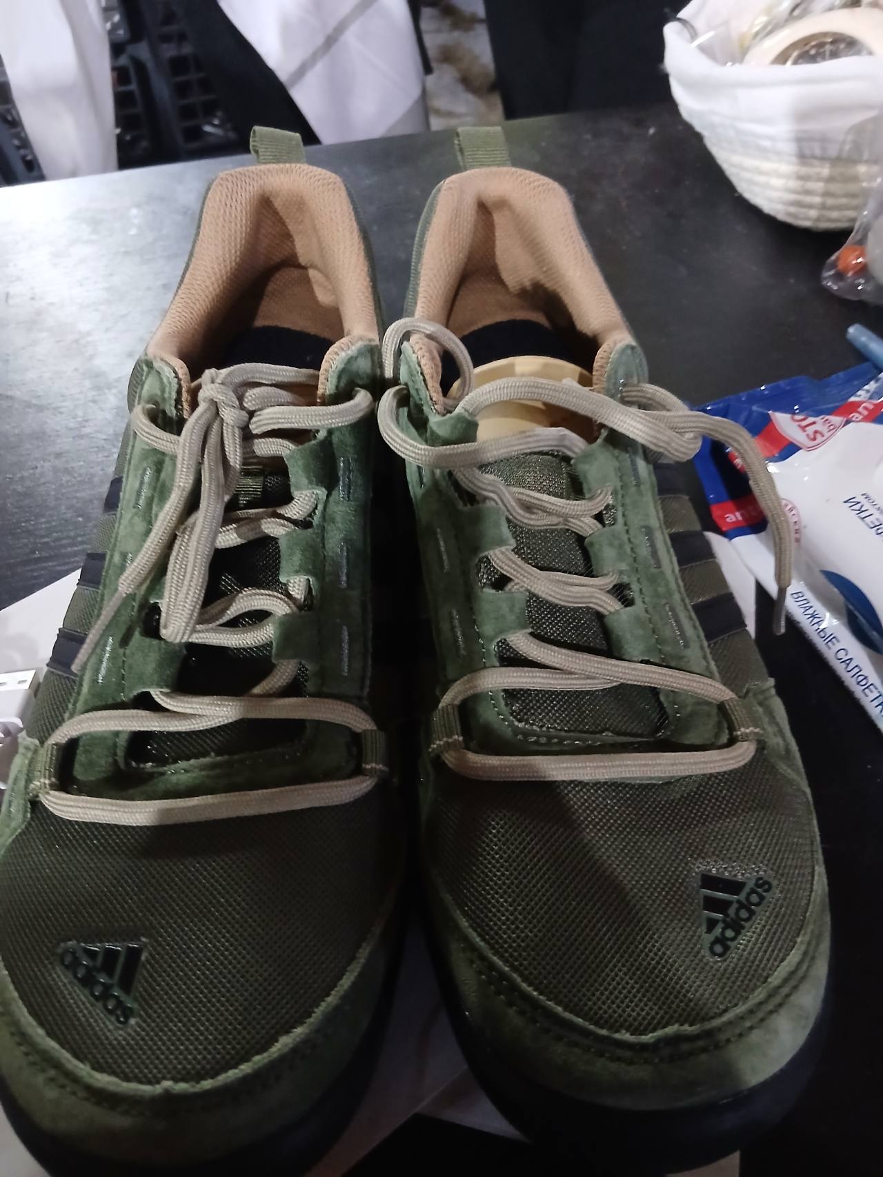 Кроссовки adidas