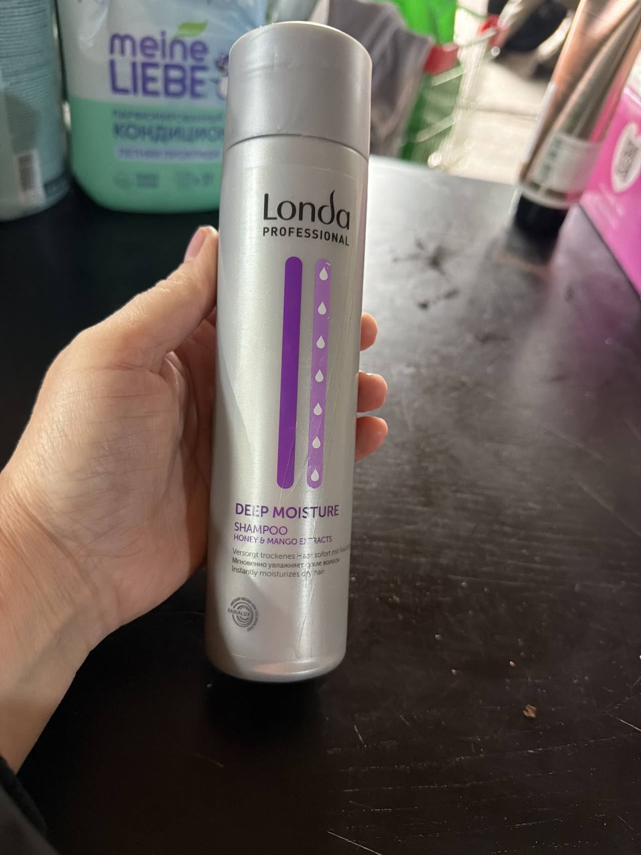 Шампунь Londa Professional Deep Moisture Honey & Mango Extracts