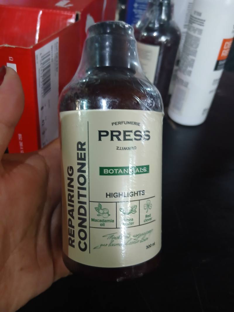 REPAIRING CONDITIONER BOTANICALS HIGHLIGHTS