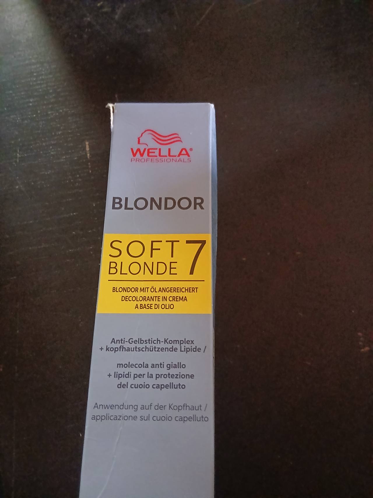Wella Professionals Blondor Soft 7 Blonde 7