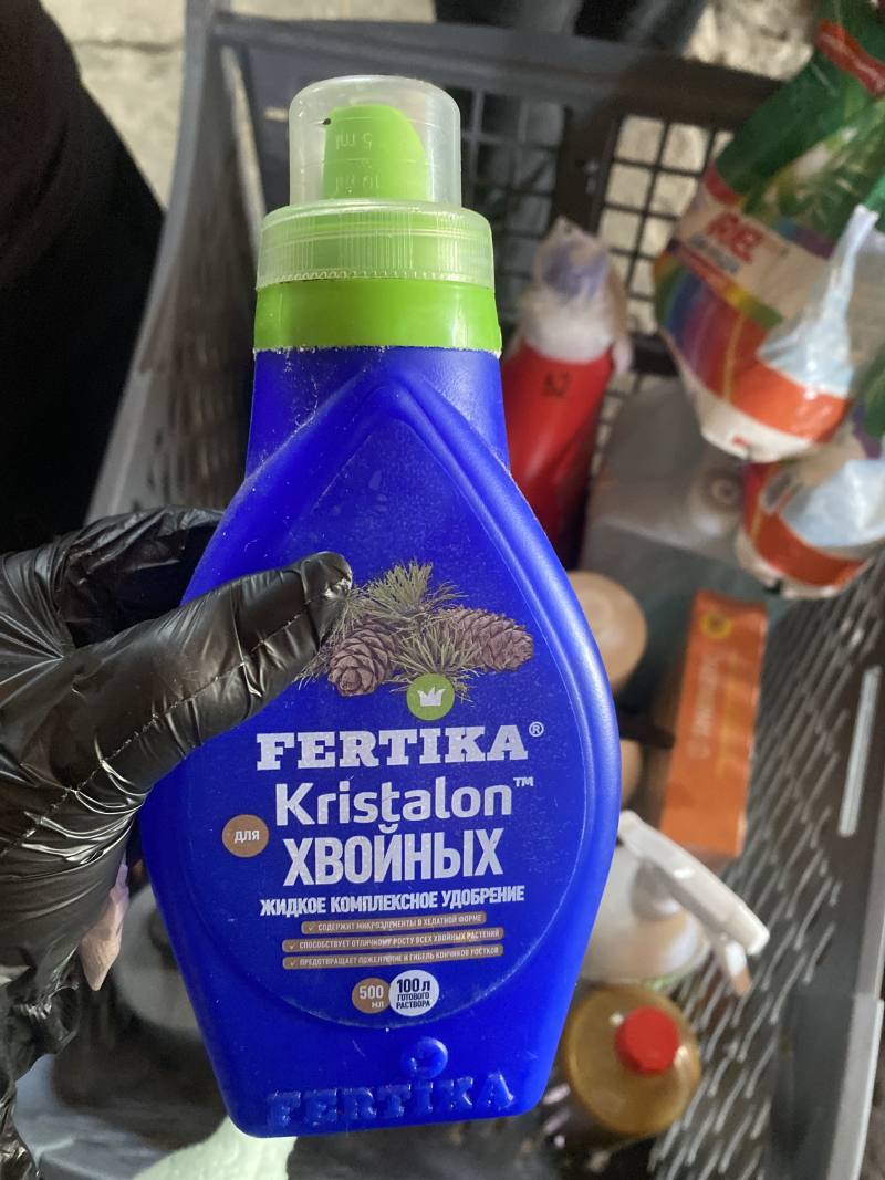 FERTIKA Kristalon Хвойных Жидкое комплексное удобрение