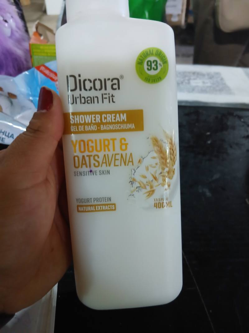 Dicora Urban Fit Shower Cream Yogurt & Oatsavena