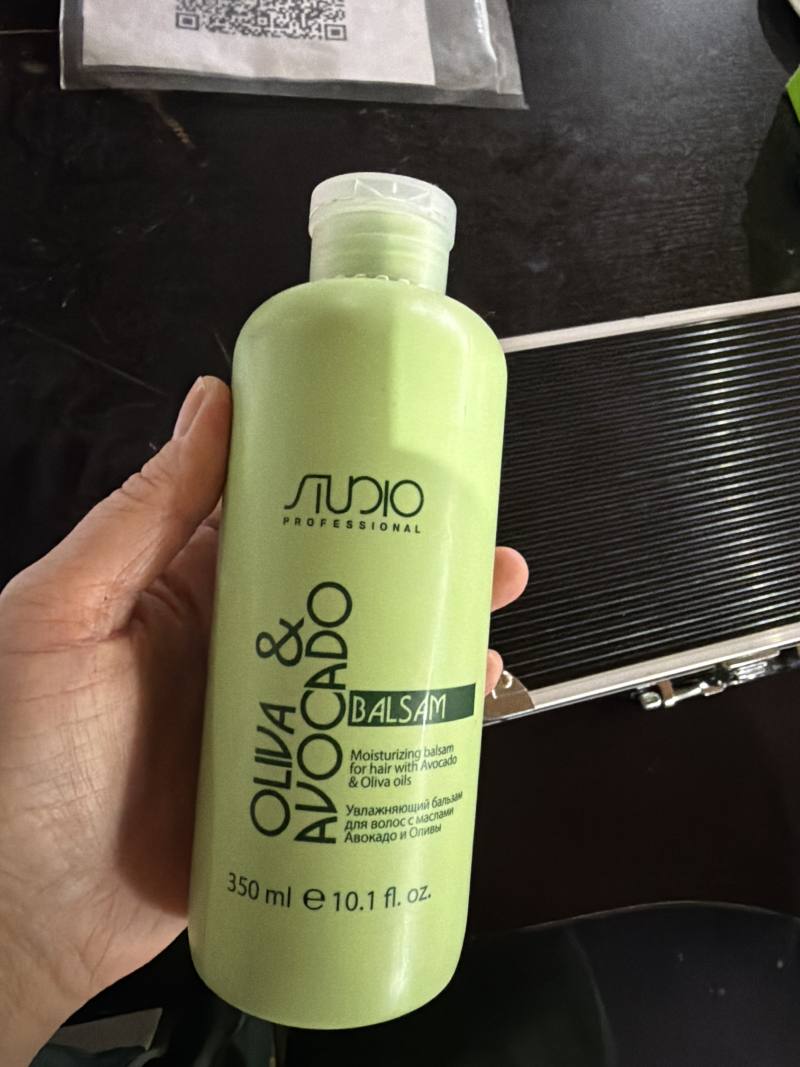 STUDIO PROFESSIONAL OLIVA & AVOCADO Moisturizing balsam
