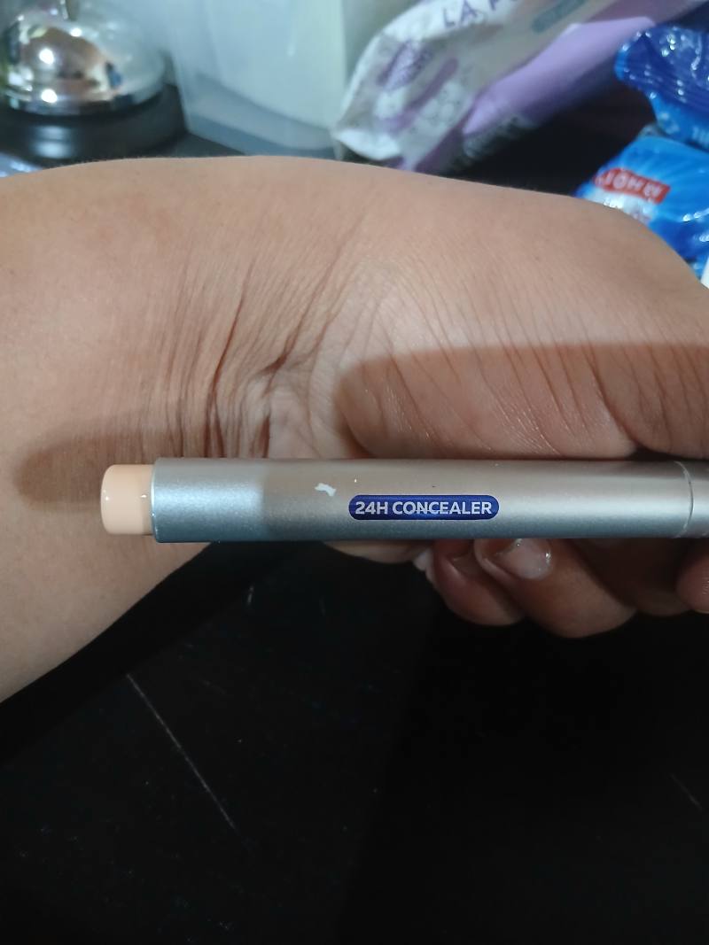 24H CONCEALER
