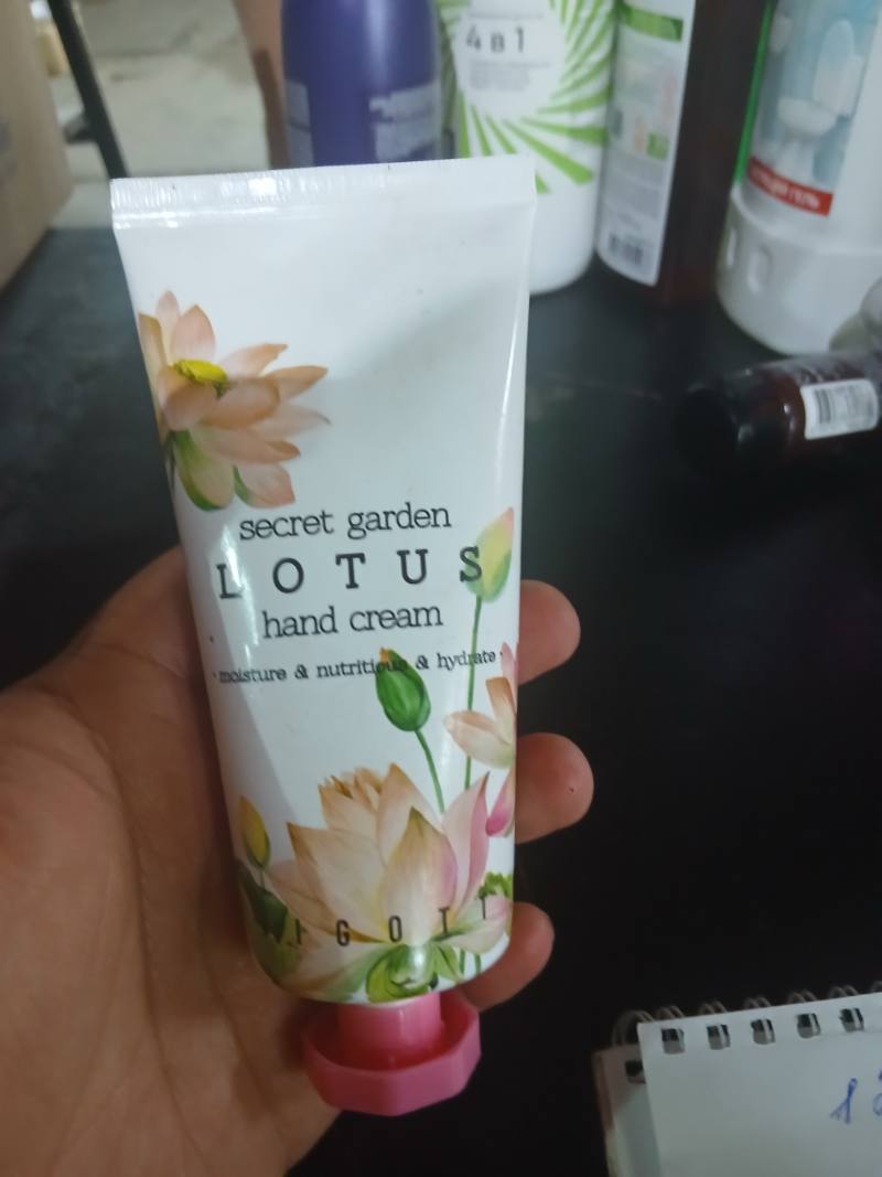 Lotus Secret Garden Hand Cream