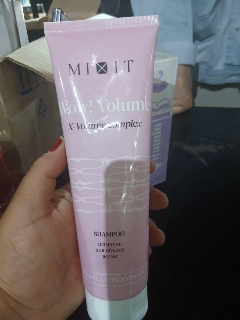 MIXIT Wow! Volume Shampoo
