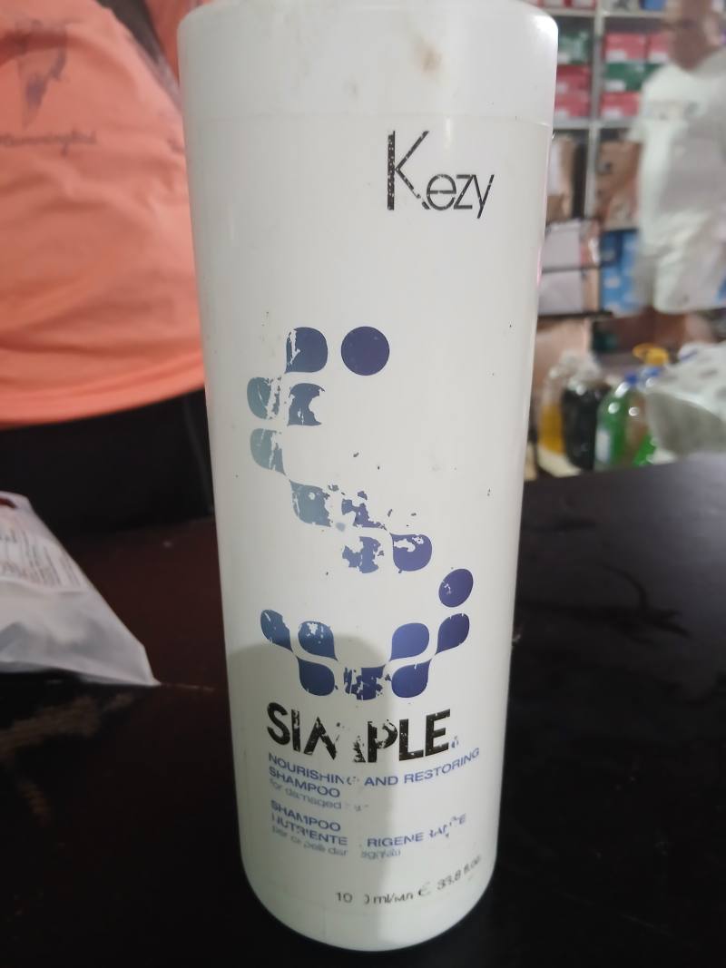 Kezy Simple Nourishing and Restoring Shampoo