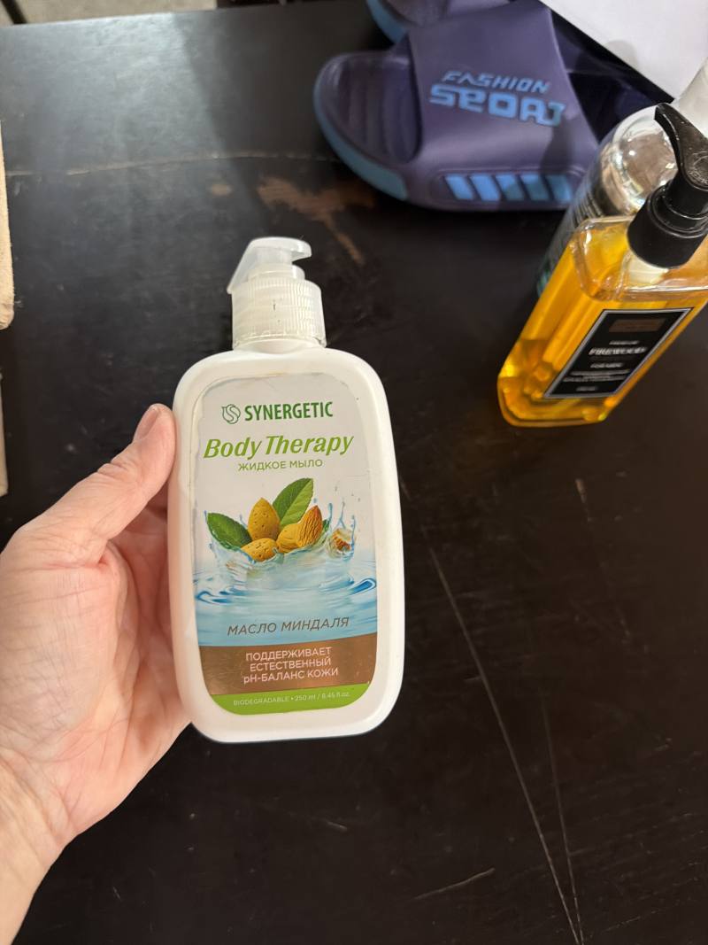 Жидкое мыло Body Therapy Масло миндаля