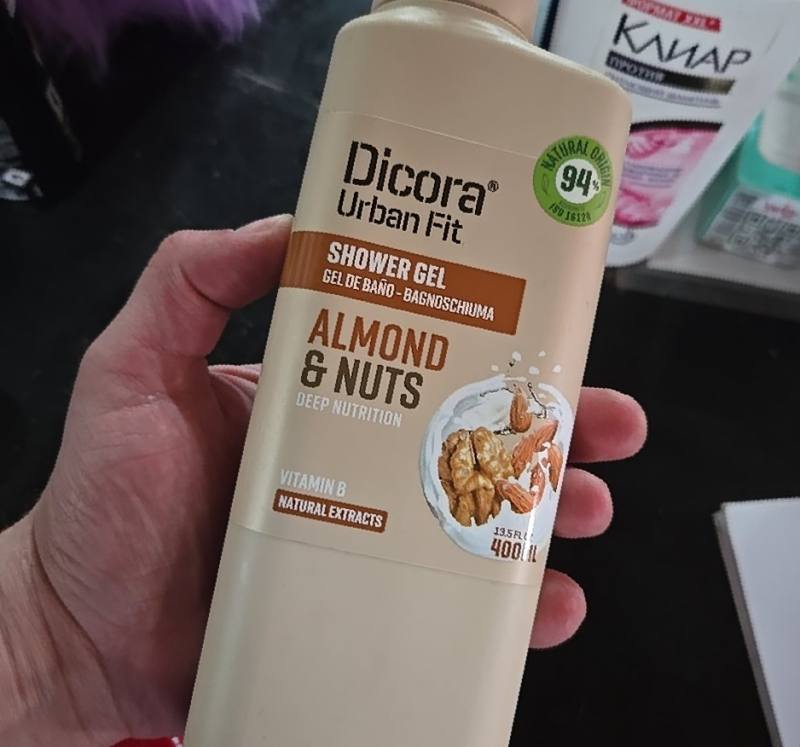Гель для душа Dicora Urban Fit Almond & Nuts Deep Nutrition