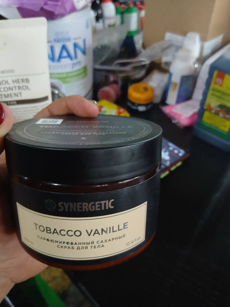 Парфюмированный сахарный скраб для тела Tobacco Vanille