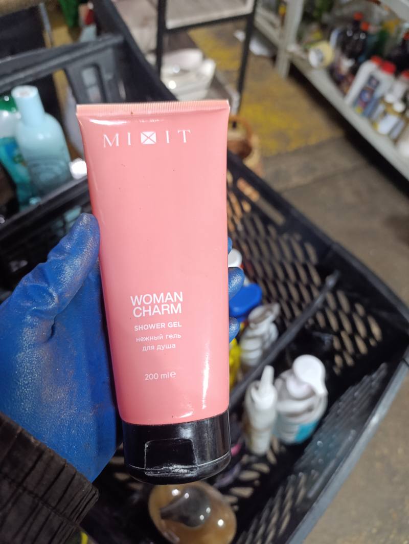 MIX IT WOMAN CHARM SHOWER GEL нежный гель для душа