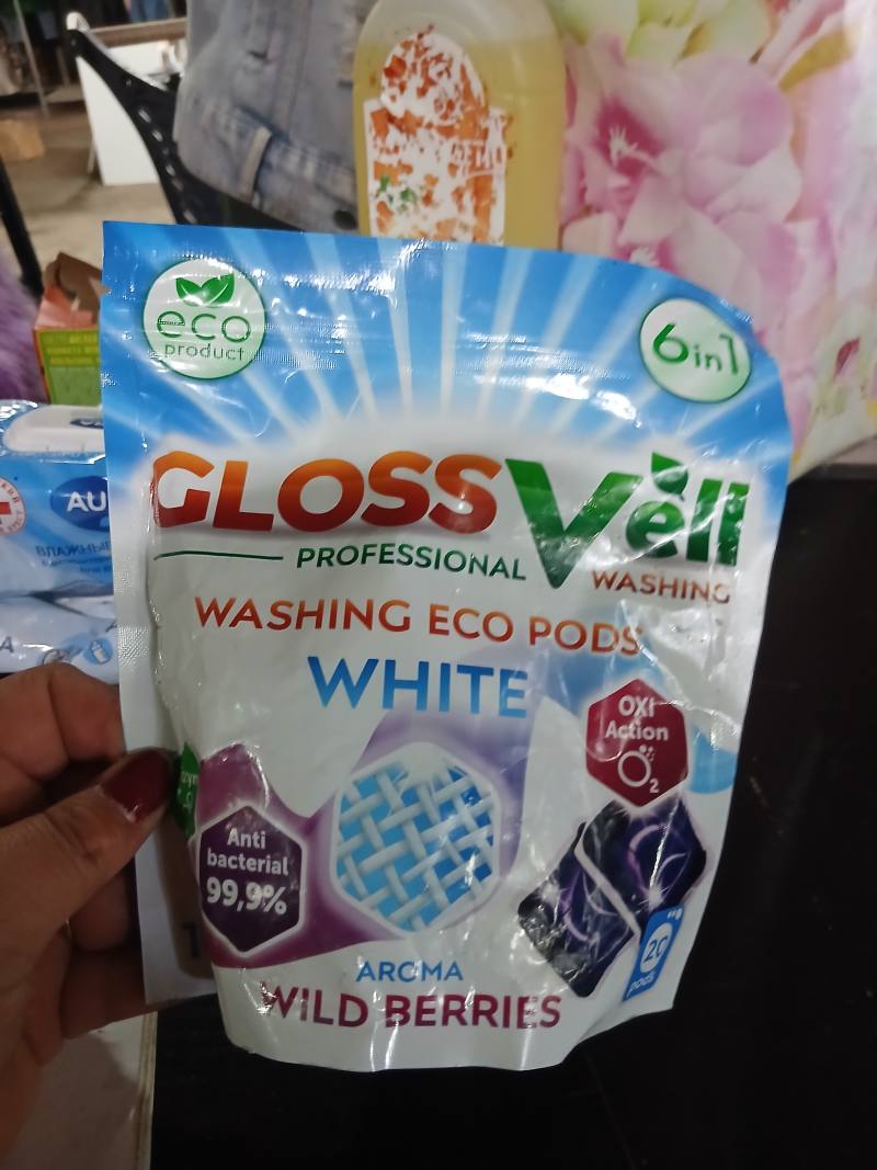 GLOSS Veli PROFESSIONAL WASHING ECO PODS WHITE AROMA WILD BERRIES