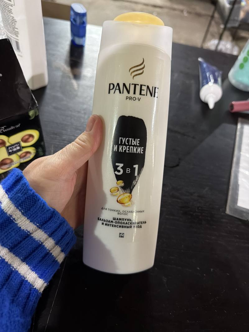 Шампунь Pantene Pro-V Густые и Крепкие 3 в 1