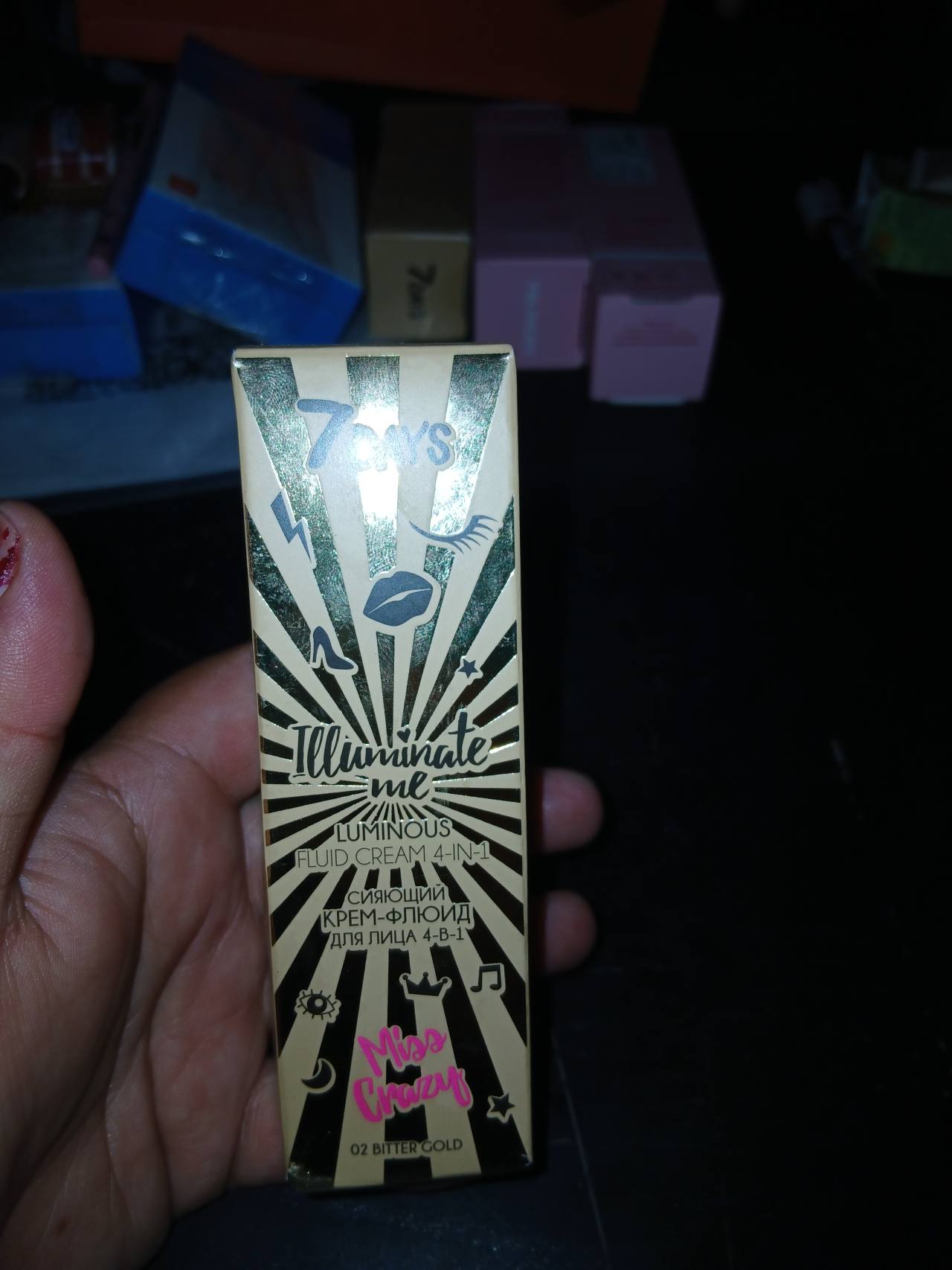 Miss Crazy Illuminate me Luminous Fluid Cream 4-in-1
