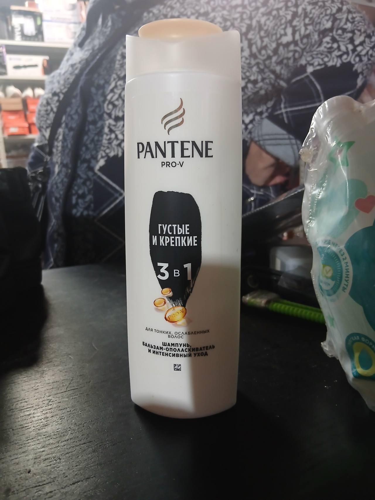 Pantene Pro-V Густые и крепкие 3 в 1, шампунь-бальзам-ополаскиватель