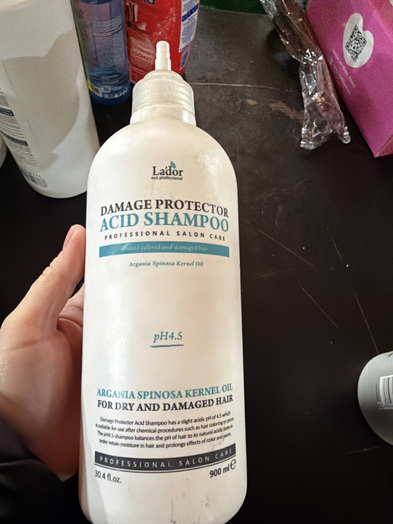 Lador Damage Protector Acid Shampoo с маслом арганы