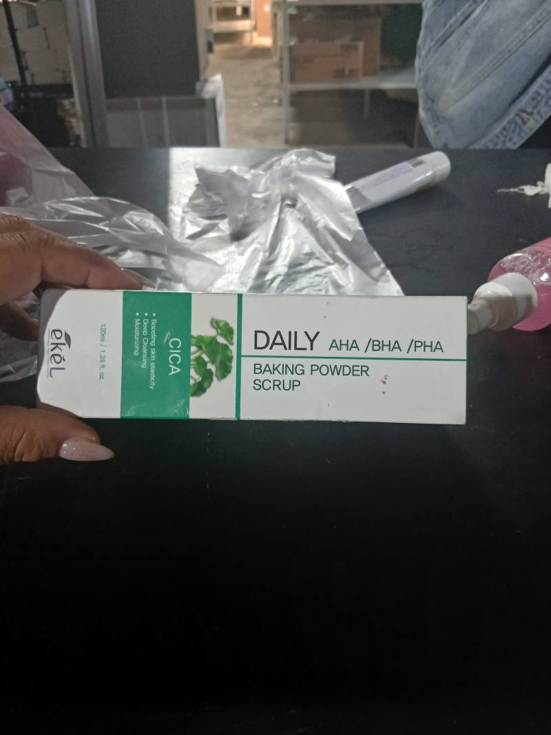 Daily AHA/BHA/PHA Baking Powder Scrub CICA