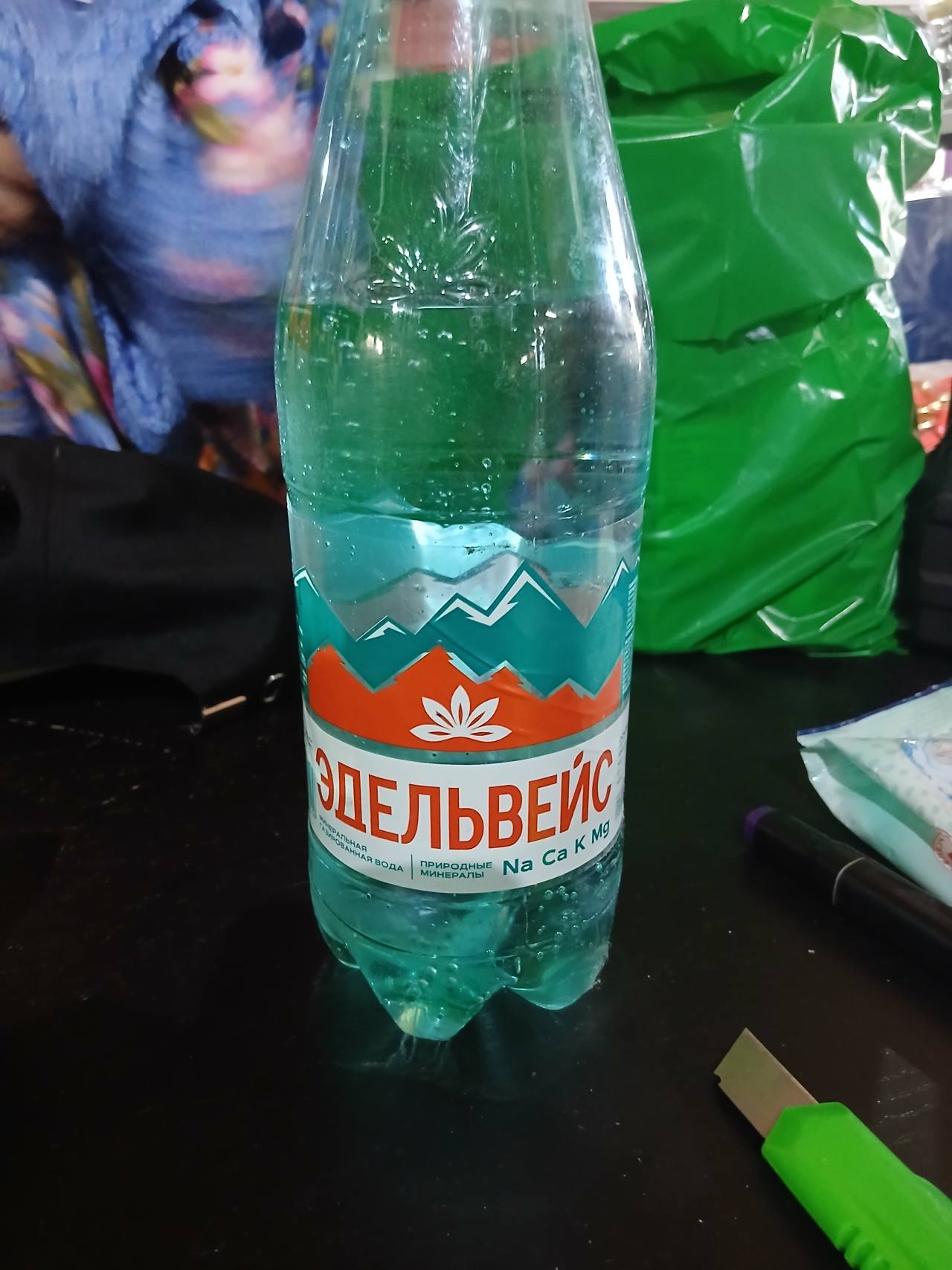 Эдельвейс Серебряная газированная вода