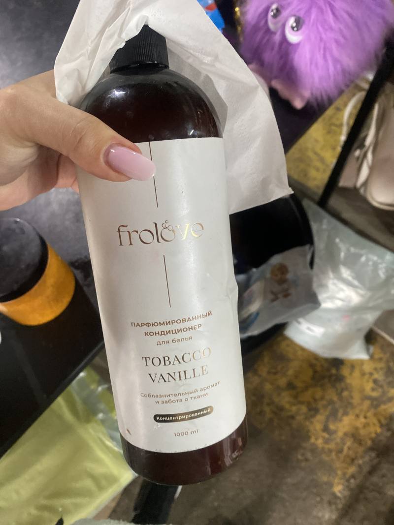 Frolove Парфюмированный кондиционер для белья Tobacco Vanille Концентрированный 1000 ml