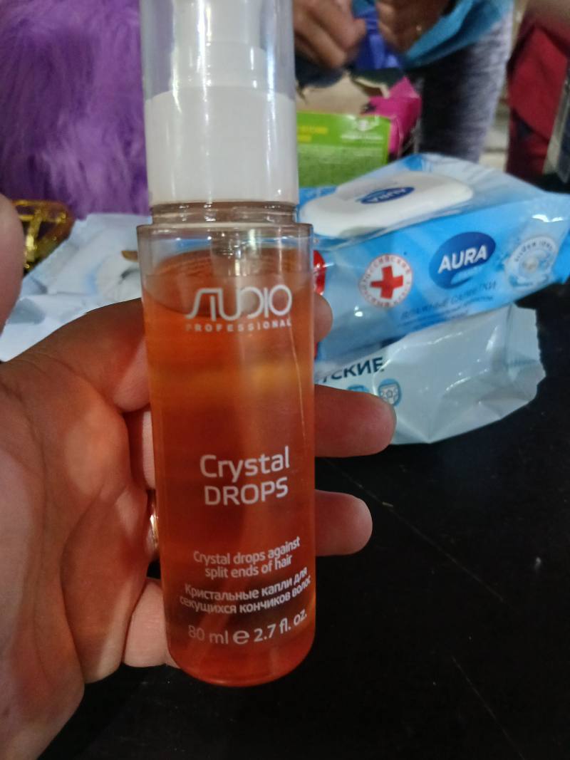 STUDIO PROFESSIONAL Crystal DROPS Crystal drops against split ends of hair