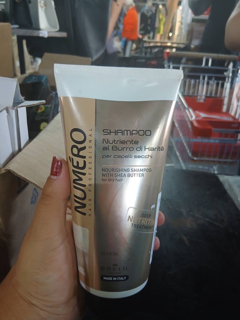 NUMERO HAIR PROFESSIONAL Nourishing Shampoo with Shea Butter for dry hair