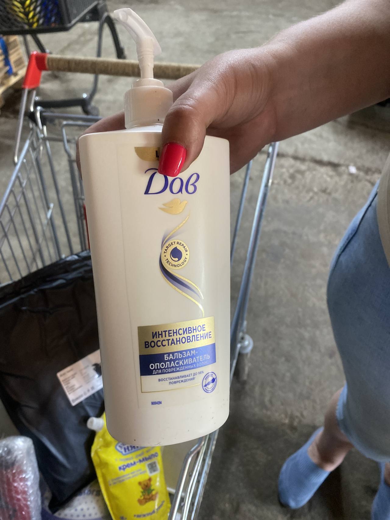 Dove Интенсивное восстановление бальзам-ополаскиватель для поврежденных волос